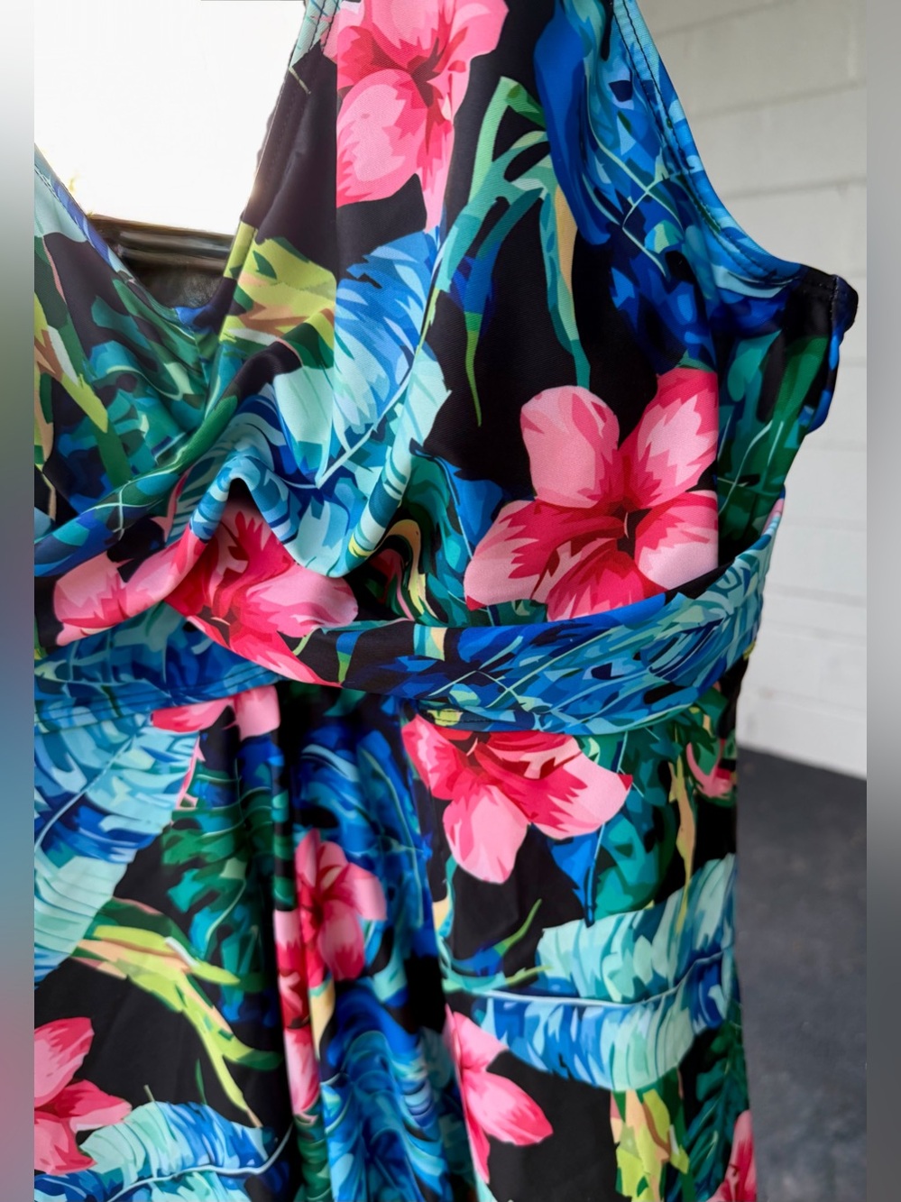 BloomChic Plus Size Twist-Front Floral Print Swim Dress - Picture 3 of 10